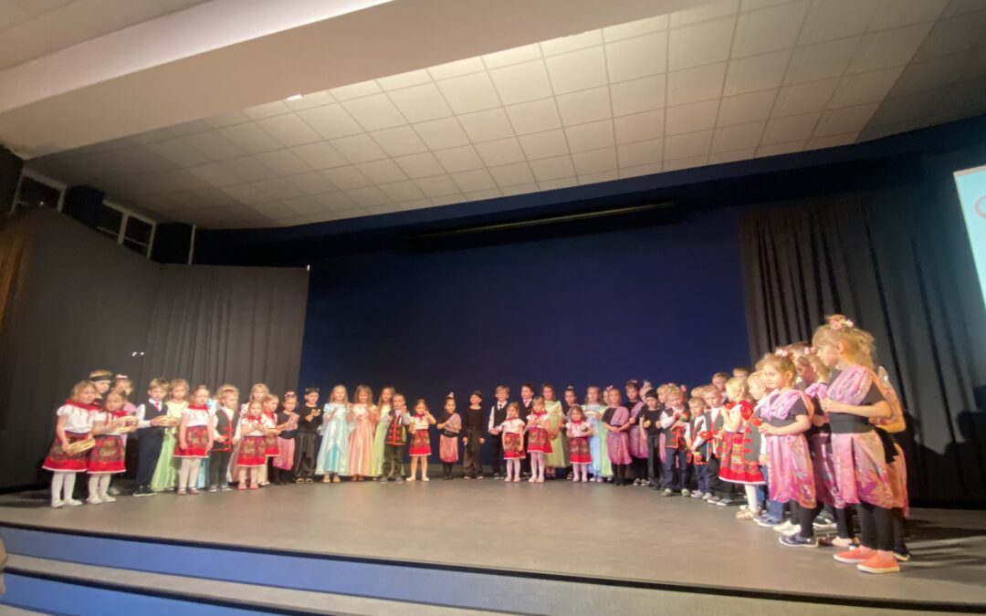 DZIEŃ BABCI I DZIADKA